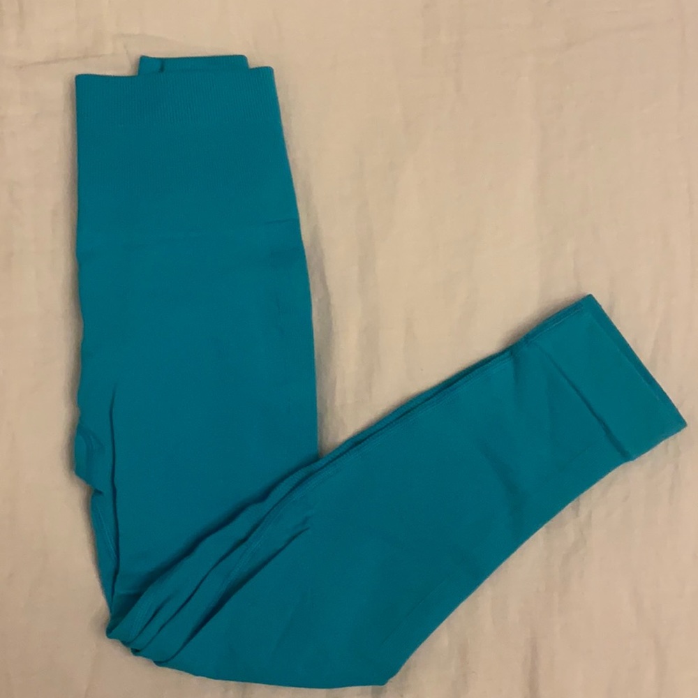 Zone in crop legging